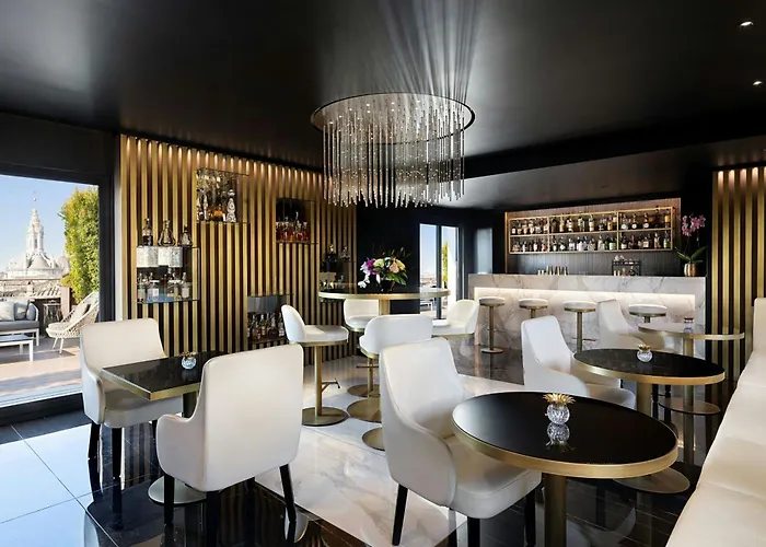Hotel The Pantheon Iconic Hotel, Autograph Collection 5*